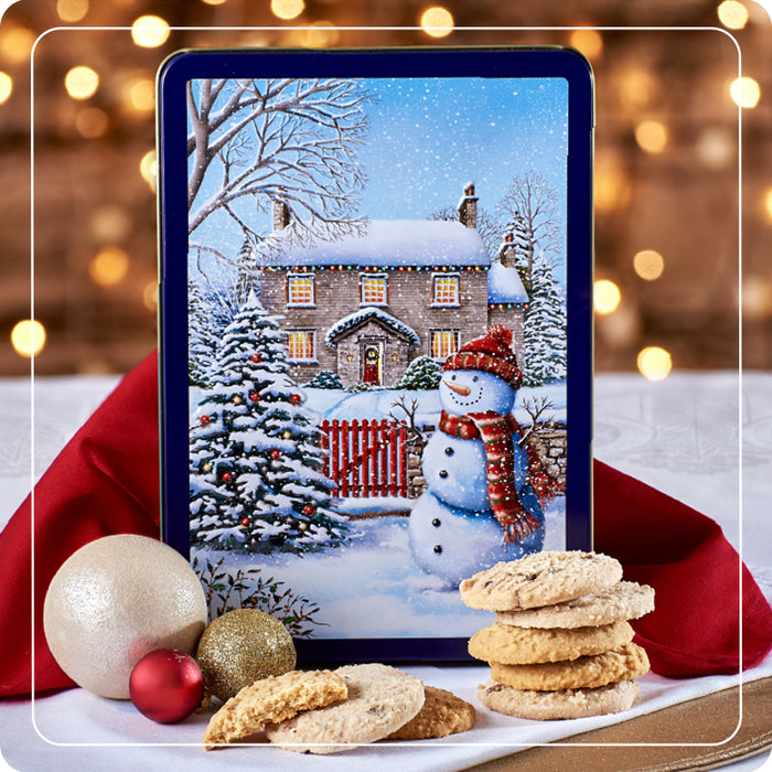 Scatola "Snowy Cottage" con biscotti inglesi 300g